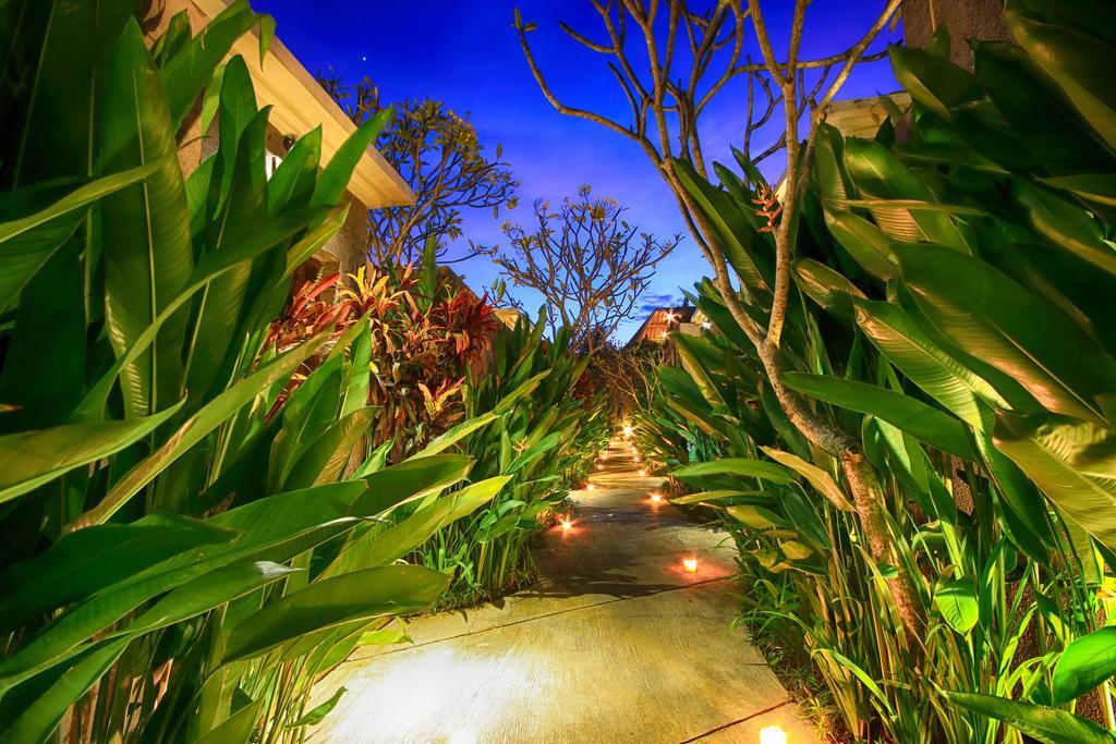 Bukit Kirana Villas Uluwatu  Exterior photo