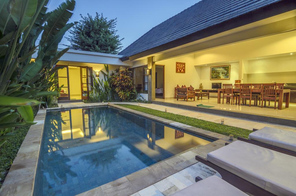Bukit Kirana Villas Uluwatu  Exterior photo