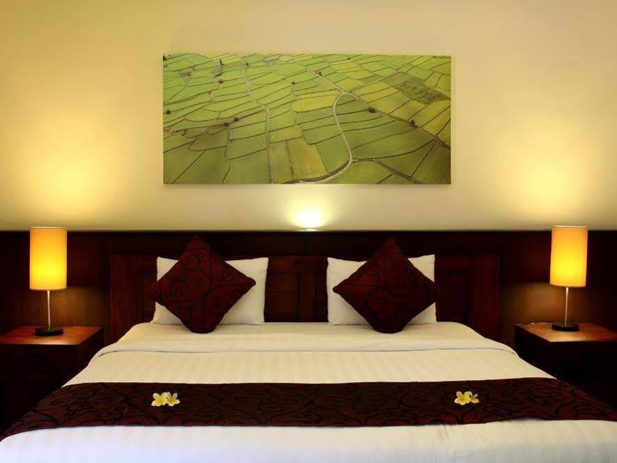 Bukit Kirana Villas Uluwatu  Exterior photo